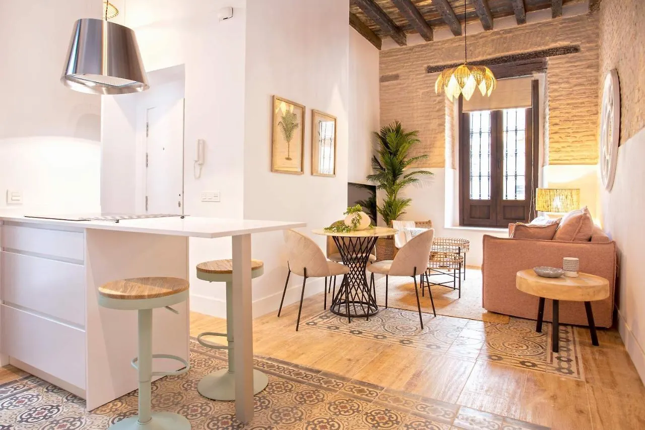 Apartment Genteel Home Santas Patronas Seville