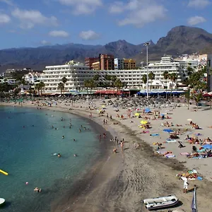 https://nice-townhouse-on-the-1st-line.in-canary-islands.com