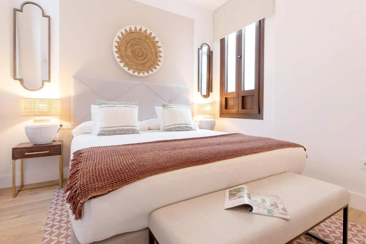 Apartment Genteel Home Santas Patronas Seville