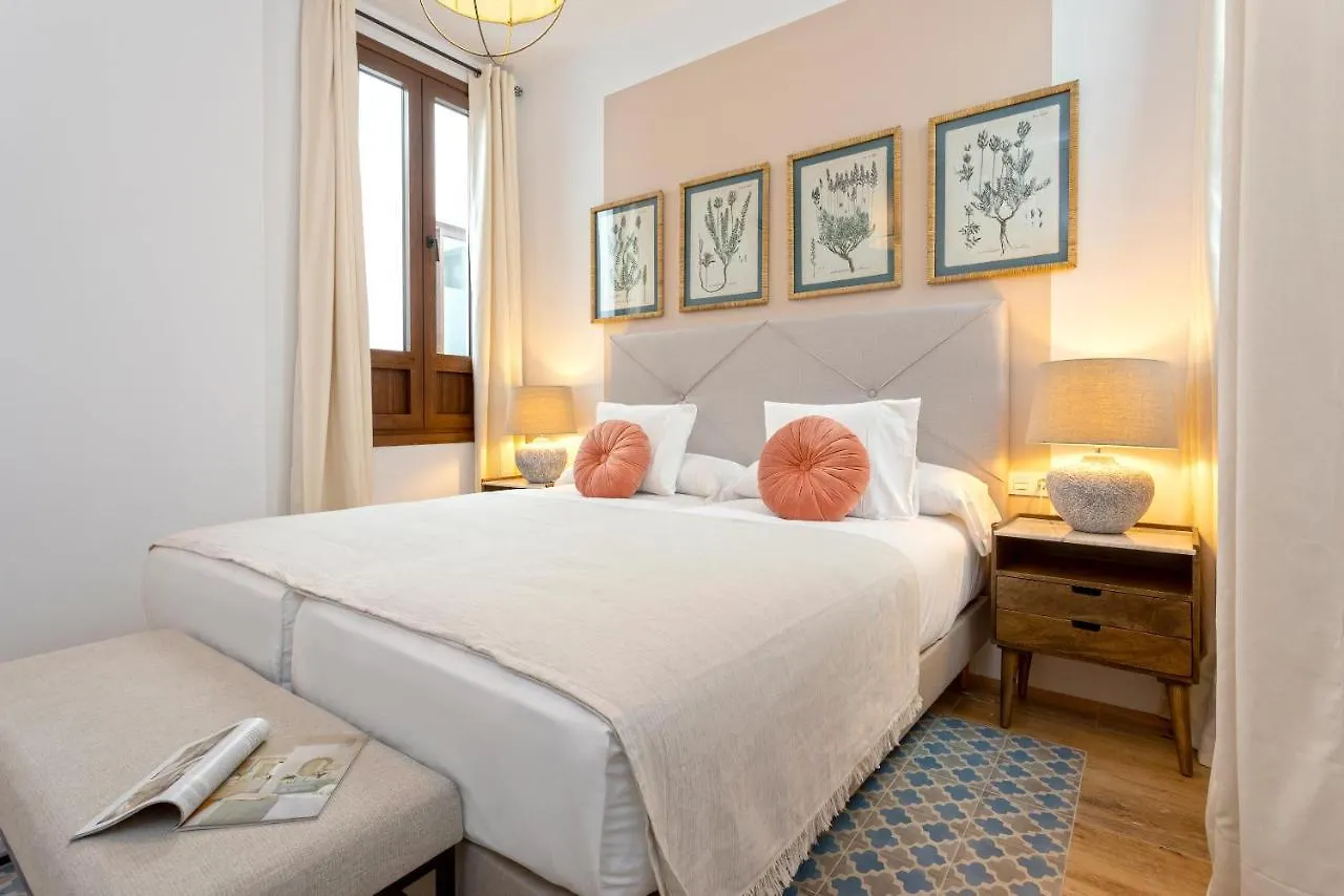 Apartment Genteel Home Santas Patronas Seville