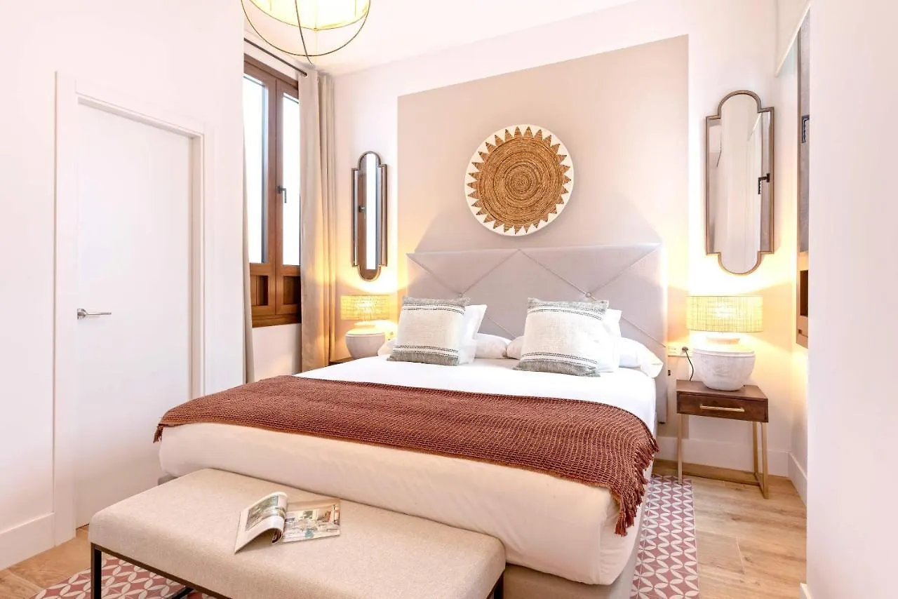 Apartment Genteel Home Santas Patronas Seville Spain