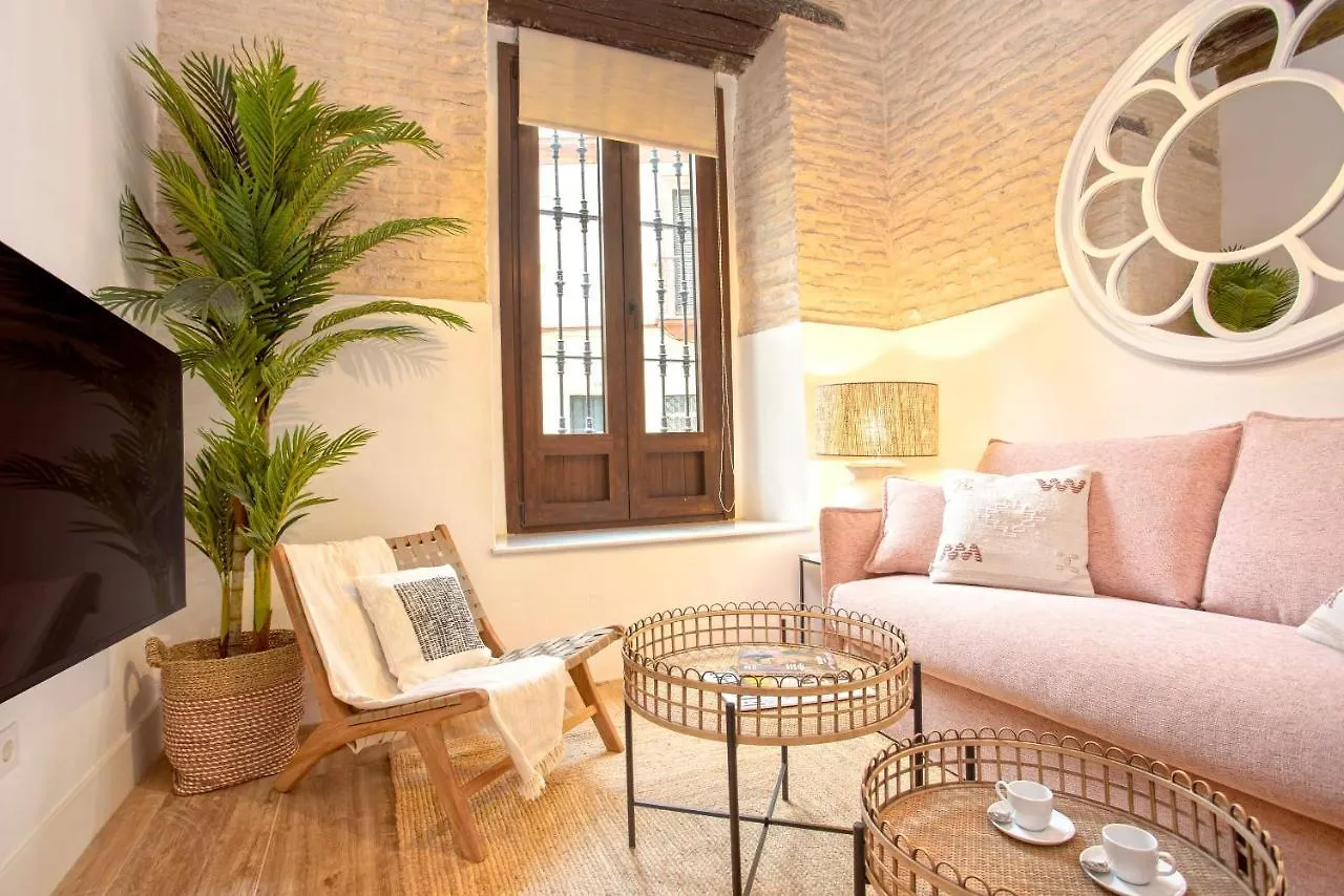 Apartment Genteel Home Santas Patronas Seville Spain