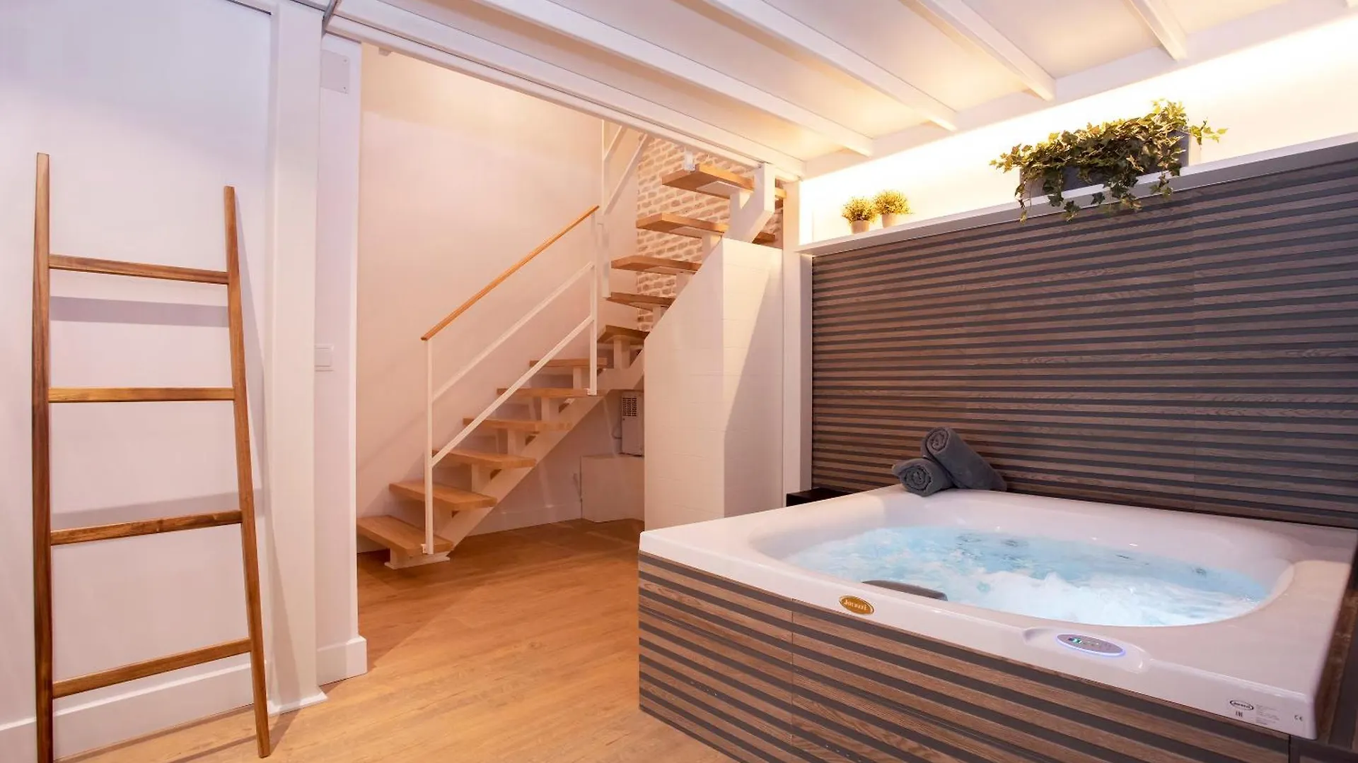 Genteel Home Santas Patronas Seville 0*,  Spain