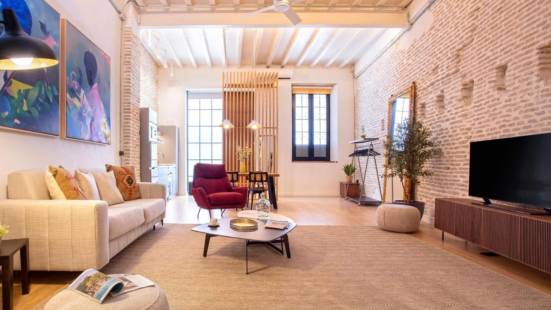 Genteel Home Santas Patronas Seville