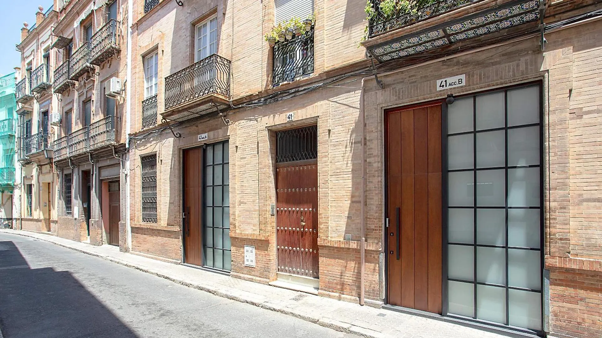 Apartment Genteel Home Santas Patronas Seville