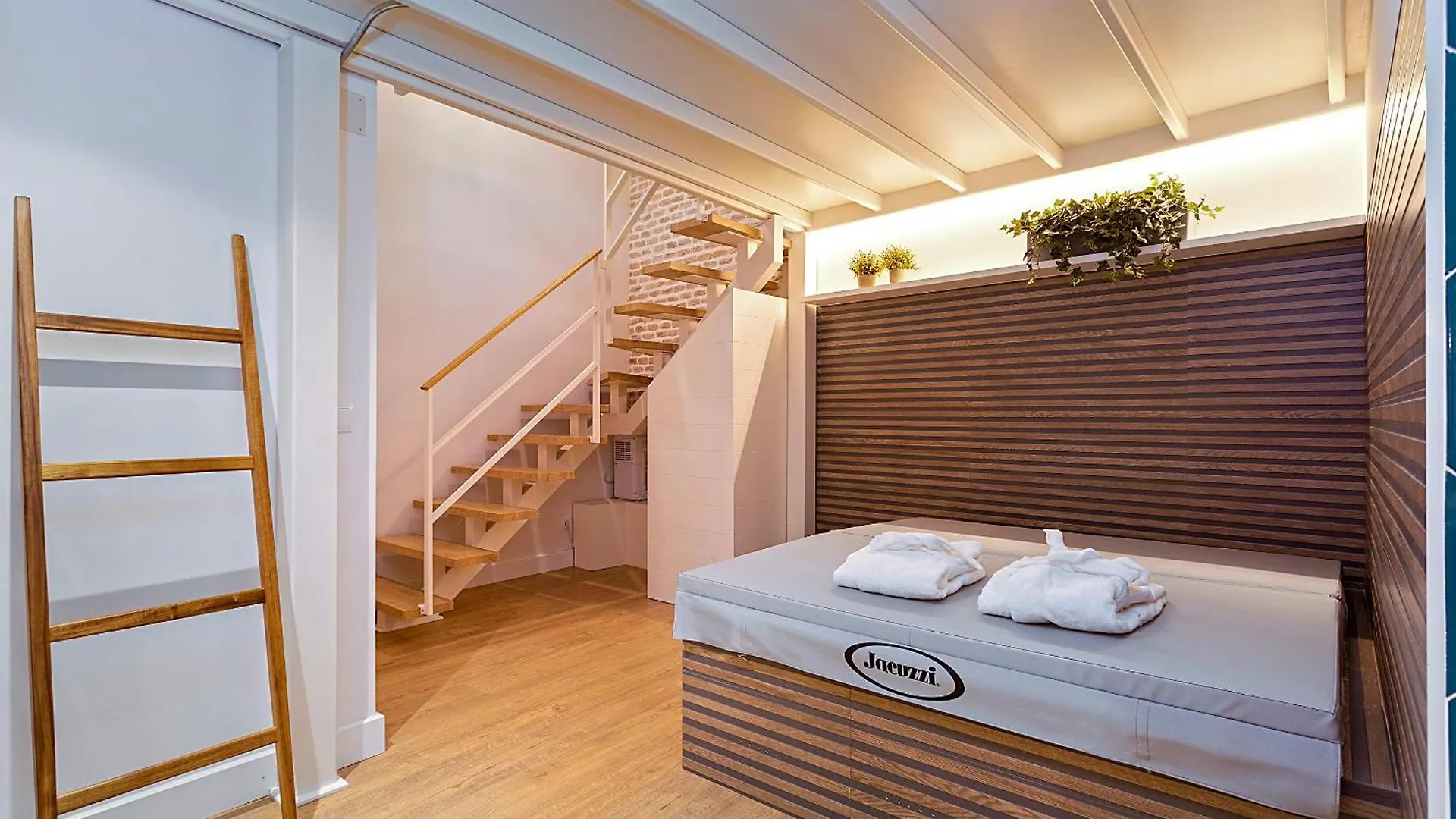 Genteel Home Santas Patronas Sevilla